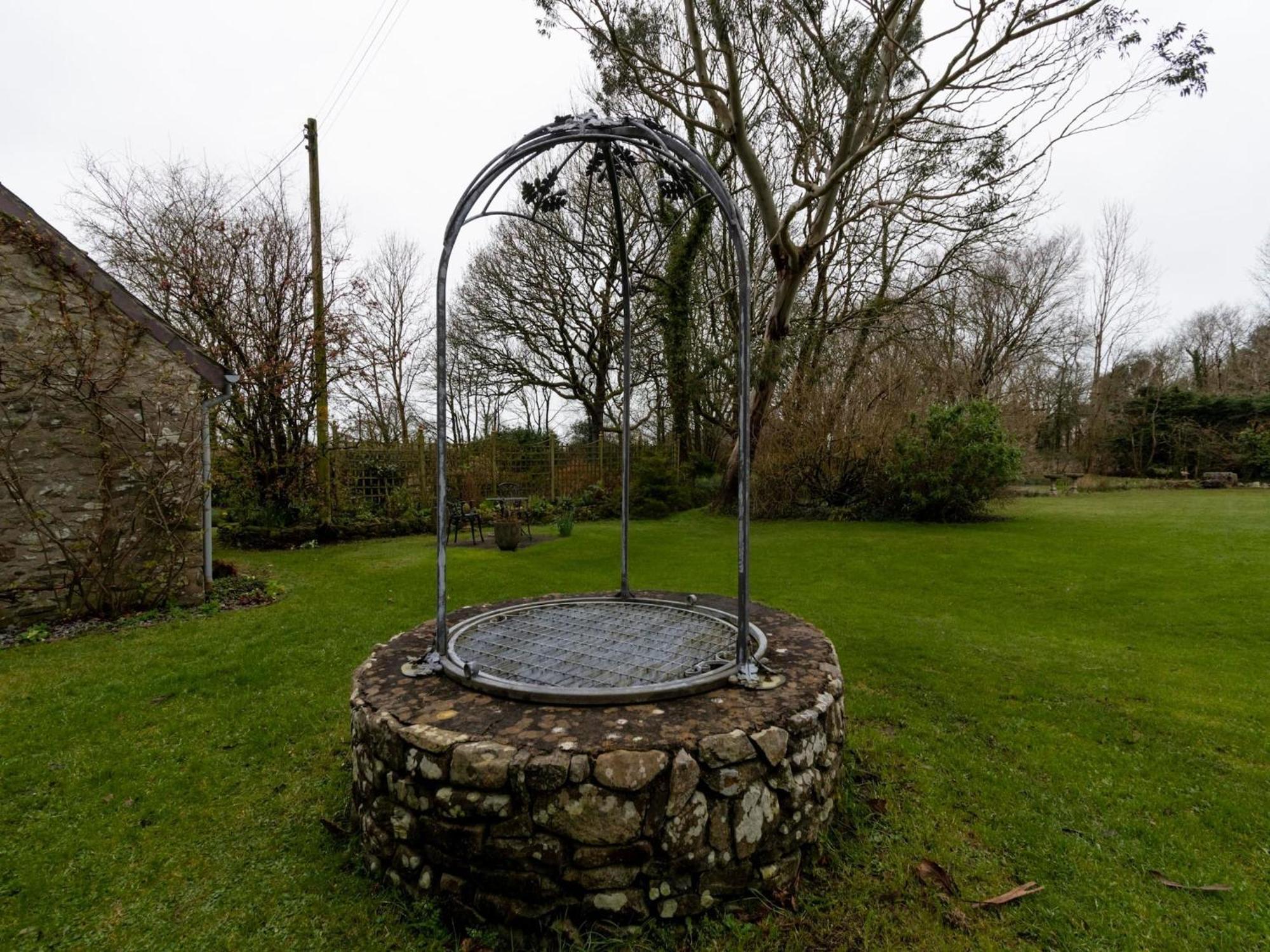 Secluded Holiday Home In Ceredigion With Garden Pennant  Exterior foto