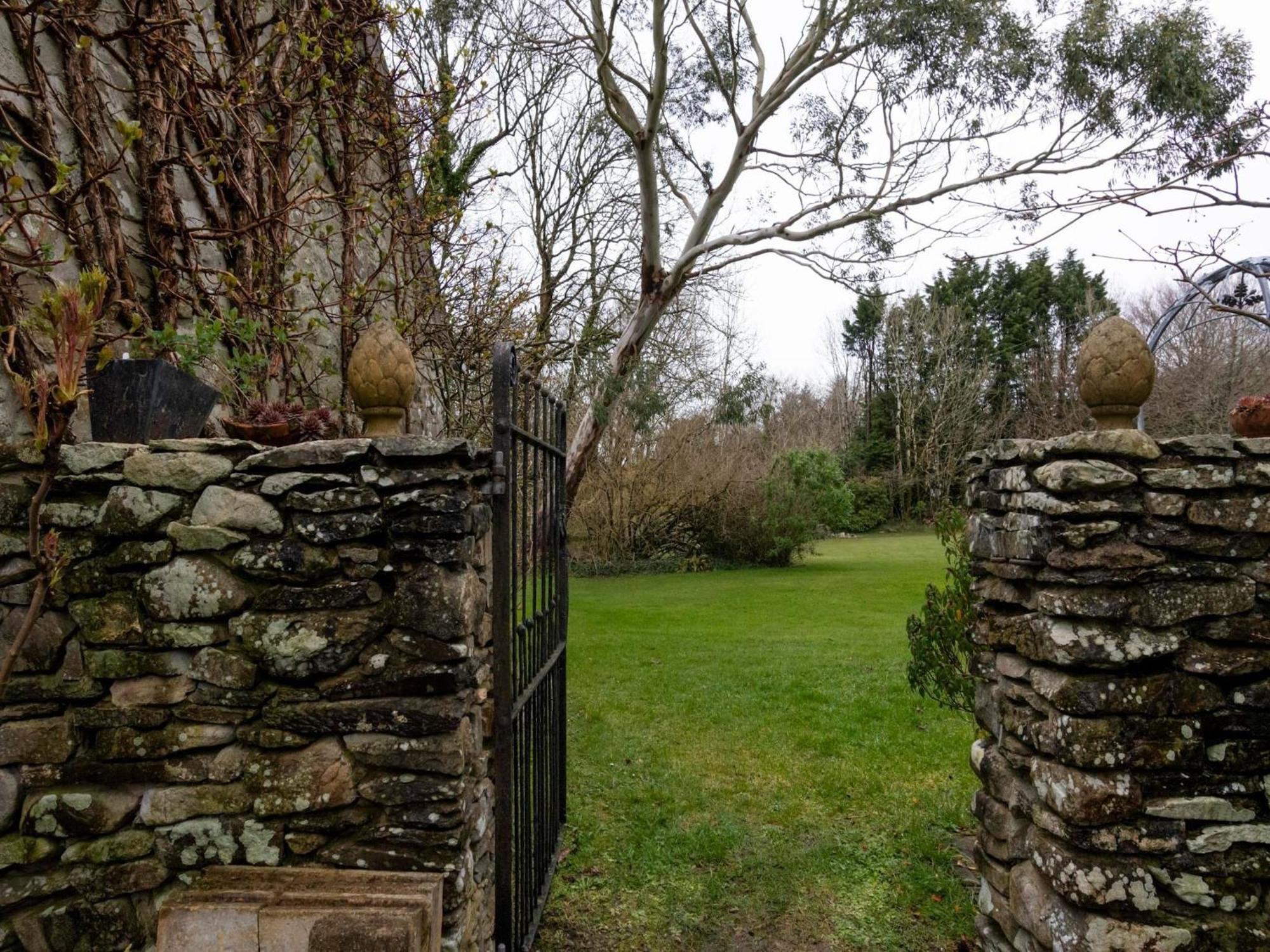 Secluded Holiday Home In Ceredigion With Garden Pennant  Exterior foto